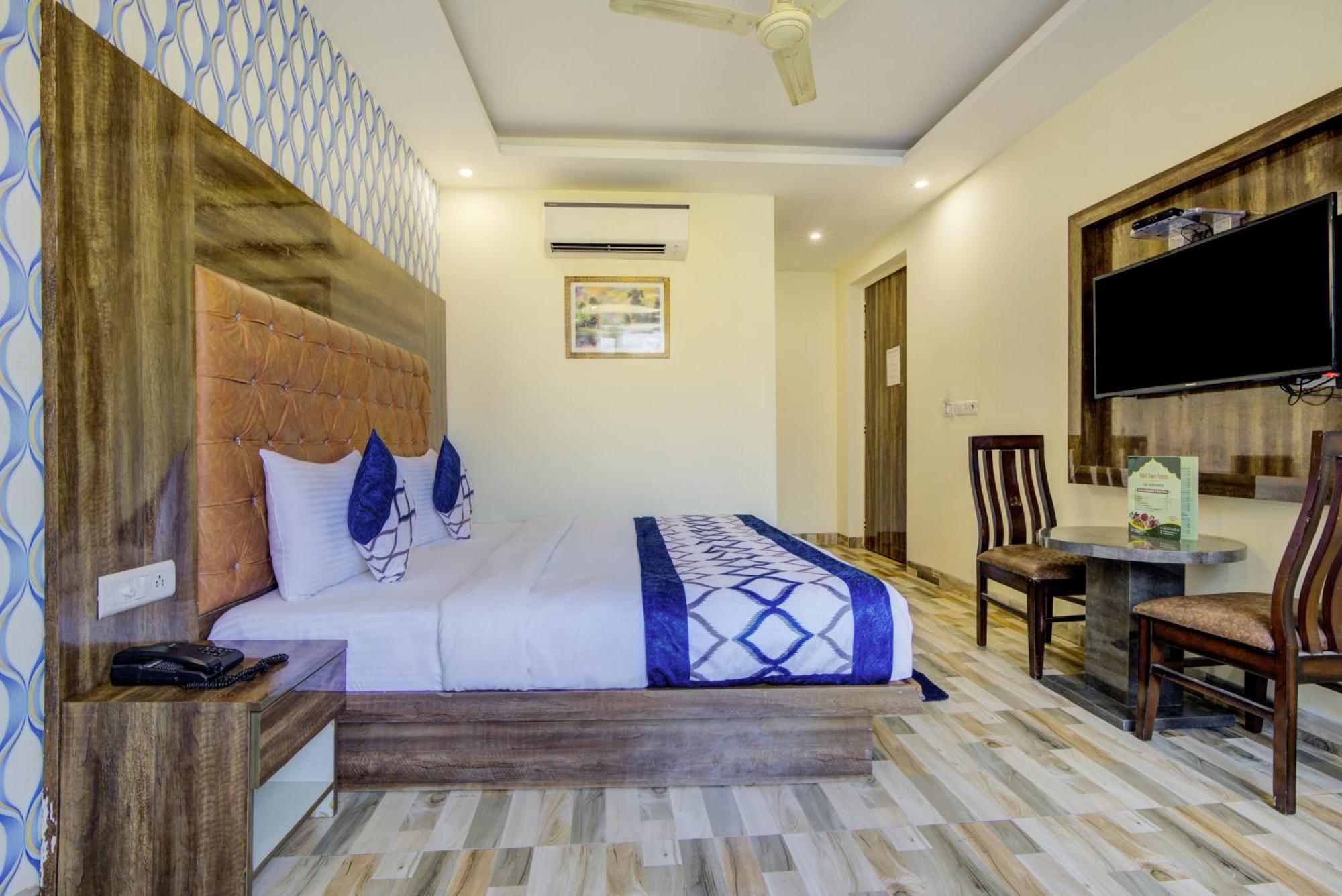 Hotel Smart Plaza By Smart Group Nuova Delhi Esterno foto